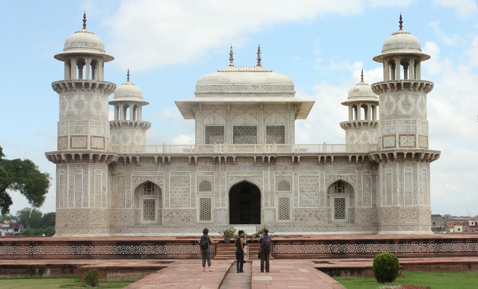 Itmad-Ud-Daulah